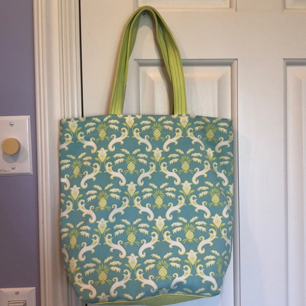 Tommy Bahama beach tote!